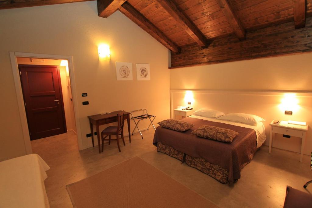 Albergo Della Ceramica Villanova Mondovi Exterior photo